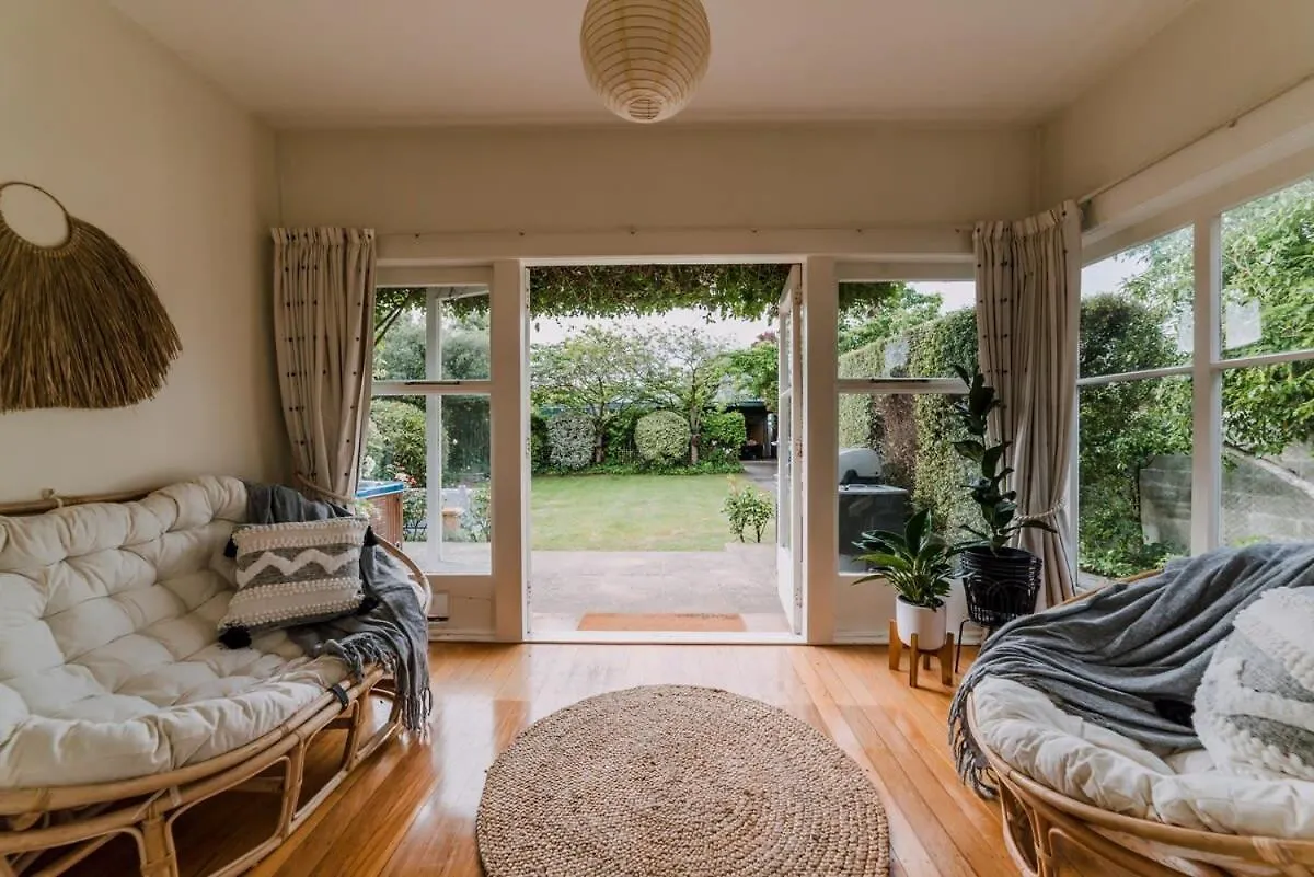 Grand Old Mansion - Sleeps 12 Villa Christchurch 0*,  New Zealand